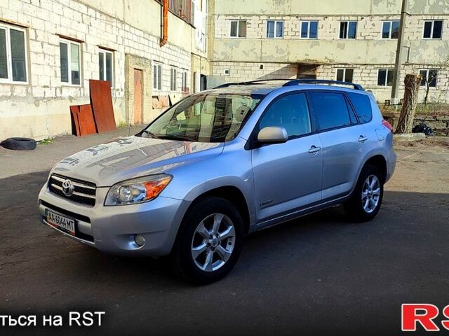 Сірий Тойота РАВ 4, об'ємом двигуна 2.4 л та пробігом 230 тис. км за 9000 $, фото 2 на Automoto.ua