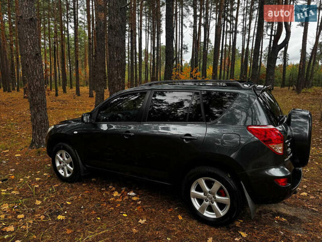 Серый Тойота РАВ 4, объемом двигателя 2 л и пробегом 232 тыс. км за 11500 $, фото 38 на Automoto.ua