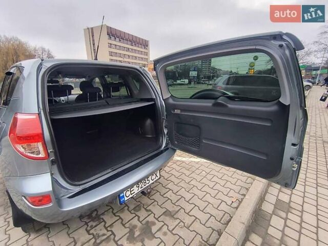 Серый Тойота РАВ 4, объемом двигателя 2.2 л и пробегом 265 тыс. км за 9400 $, фото 28 на Automoto.ua