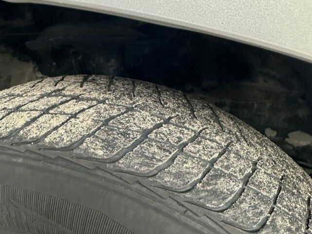 Сірий Тойота РАВ 4, об'ємом двигуна 2 л та пробігом 286 тис. км за 7000 $, фото 14 на Automoto.ua