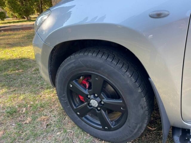 Тойота РАВ 4 2007 в Василькове на Automoto.ua Серый Тойота РАВ 4, объемом двигателя 2 л и пробегом 195 тыс. км за 10200 $, фото 8 на Automoto.ua