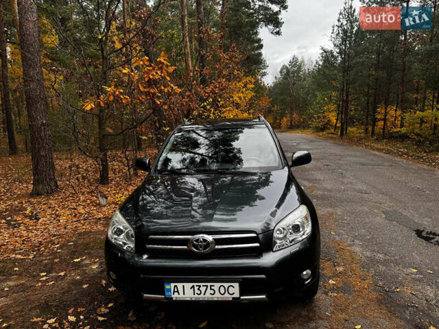 Серый Тойота РАВ 4, объемом двигателя 2 л и пробегом 232 тыс. км за 11500 $, фото 4 на Automoto.ua