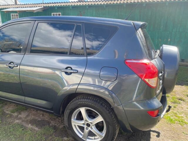Сірий Тойота РАВ 4, об'ємом двигуна 2.2 л та пробігом 220 тис. км за 8300 $, фото 4 на Automoto.ua