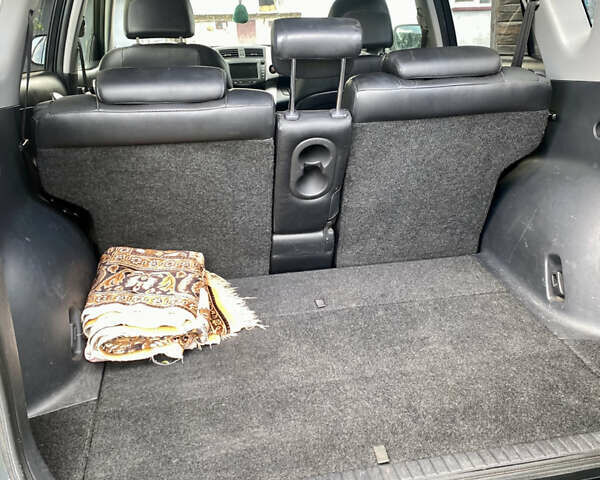 Тойота РАВ 4 2007 у Камінь-Каширський на Automoto.ua Сірий Тойота РАВ 4, об'ємом двигуна 2.23 л та пробігом 232 тис. км за 10400 $, фото 13 на Automoto.ua