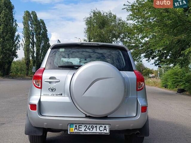 Серый Тойота РАВ 4, объемом двигателя 2 л и пробегом 117 тыс. км за 11000 $, фото 6 на Automoto.ua