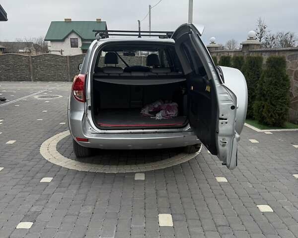 Сірий Тойота РАВ 4, об'ємом двигуна 2.4 л та пробігом 144 тис. км за 11200 $, фото 10 на Automoto.ua