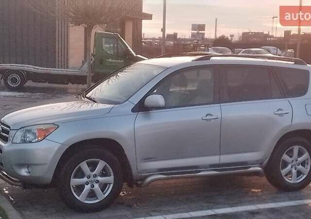 Сірий Тойота РАВ 4, об'ємом двигуна 2.4 л та пробігом 190 тис. км за 14400 $, фото 2 на Automoto.ua