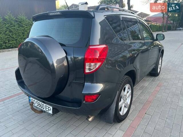 Серый Тойота РАВ 4, объемом двигателя 2 л и пробегом 243 тыс. км за 8800 $, фото 13 на Automoto.ua