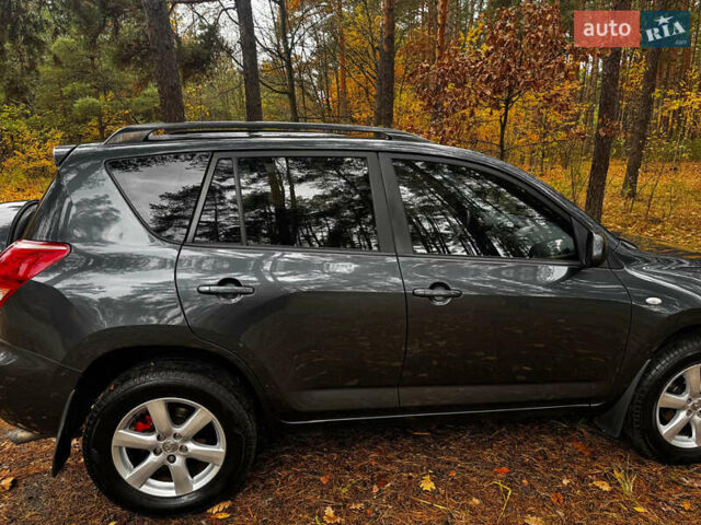 Серый Тойота РАВ 4, объемом двигателя 2 л и пробегом 232 тыс. км за 11500 $, фото 10 на Automoto.ua