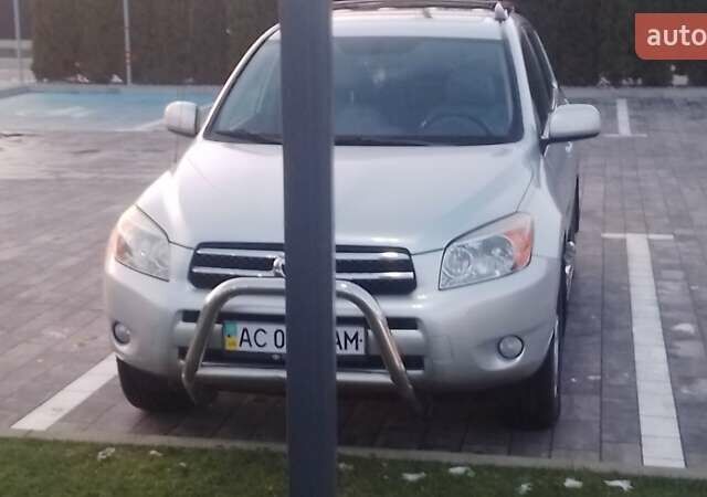 Сірий Тойота РАВ 4, об'ємом двигуна 2.4 л та пробігом 190 тис. км за 14400 $, фото 8 на Automoto.ua