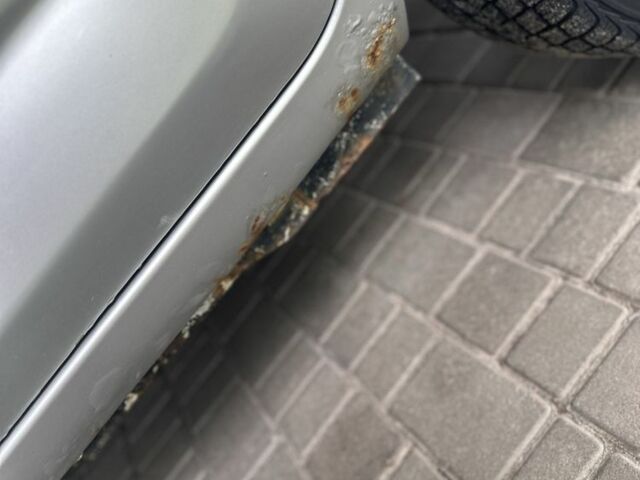 Сірий Тойота РАВ 4, об'ємом двигуна 2 л та пробігом 286 тис. км за 7000 $, фото 9 на Automoto.ua