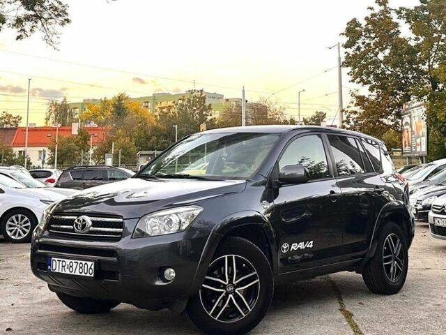 Сірий Тойота РАВ 4, об'ємом двигуна 2.2 л та пробігом 260 тис. км за 2800 $, фото 1 на Automoto.ua