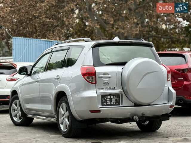 Серый Тойота РАВ 4, объемом двигателя 2.36 л и пробегом 189 тыс. км за 8900 $, фото 27 на Automoto.ua