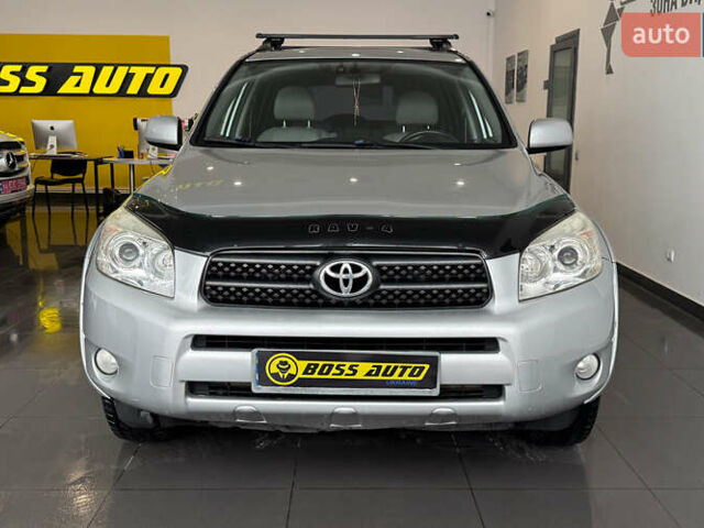 Сірий Тойота РАВ 4, об'ємом двигуна 2.36 л та пробігом 144 тис. км за 11000 $, фото 1 на Automoto.ua