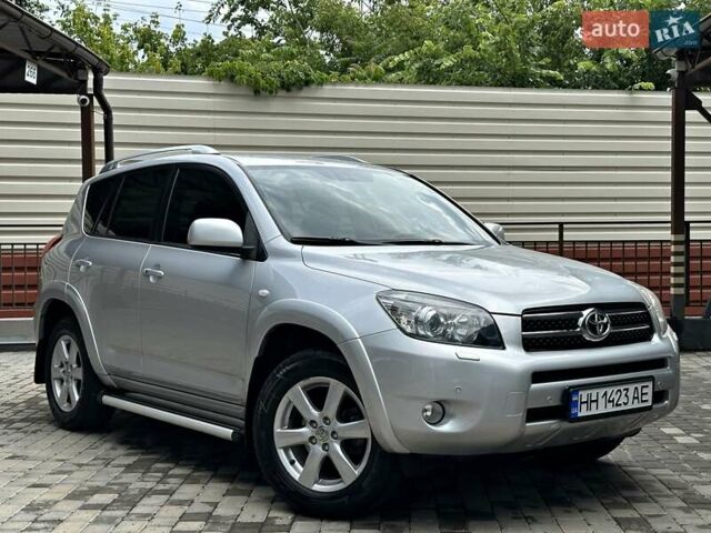 Серый Тойота РАВ 4, объемом двигателя 2.4 л и пробегом 117 тыс. км за 11300 $, фото 16 на Automoto.ua