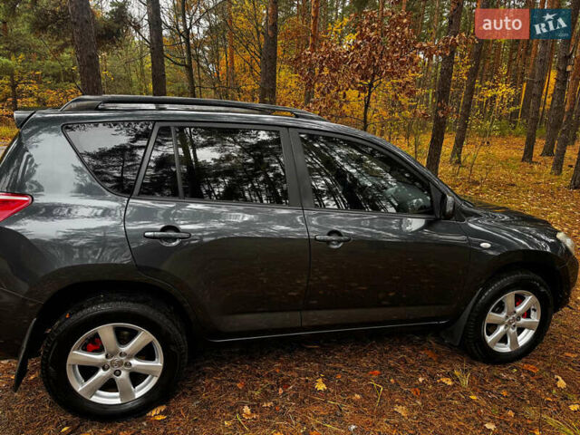 Серый Тойота РАВ 4, объемом двигателя 2 л и пробегом 232 тыс. км за 11500 $, фото 20 на Automoto.ua