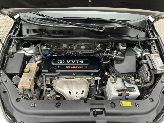 Серый Тойота РАВ 4, объемом двигателя 2 л и пробегом 219 тыс. км за 10300 $, фото 7 на Automoto.ua