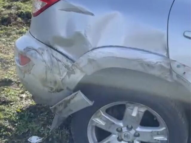 Серый Тойота РАВ 4, объемом двигателя 2.2 л и пробегом 200 тыс. км за 4500 $, фото 1 на Automoto.ua