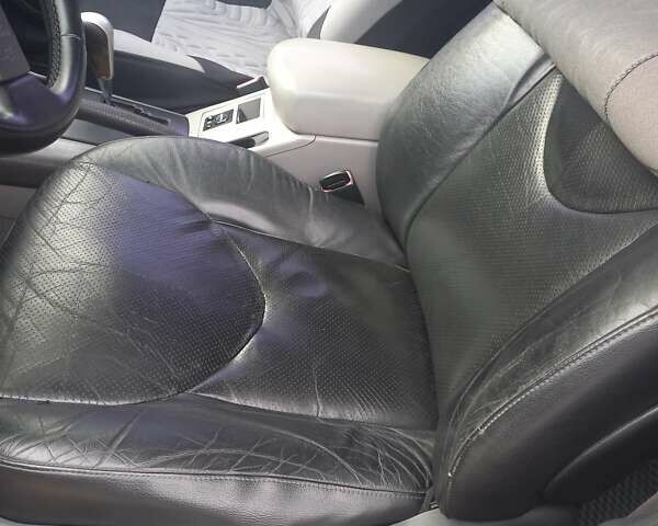 Серый Тойота РАВ 4, объемом двигателя 2.4 л и пробегом 282 тыс. км за 7900 $, фото 6 на Automoto.ua