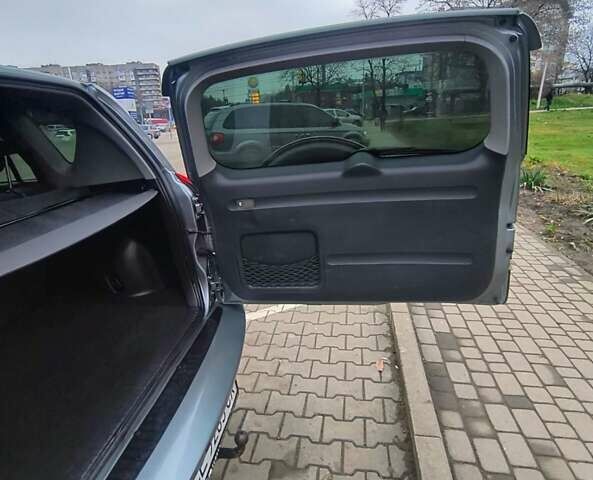 Серый Тойота РАВ 4, объемом двигателя 2.2 л и пробегом 265 тыс. км за 9400 $, фото 27 на Automoto.ua