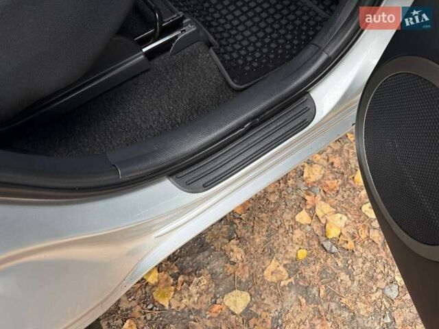 Серый Тойота РАВ 4, объемом двигателя 2 л и пробегом 80 тыс. км за 12600 $, фото 44 на Automoto.ua