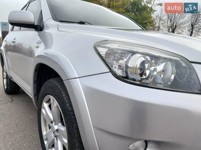 Тойота РАВ 4 2008 в Конотопе на Automoto.ua Серый Тойота РАВ 4, объемом двигателя 2.2 л и пробегом 208 тыс. км за 10490 $, фото 20 на Automoto.ua