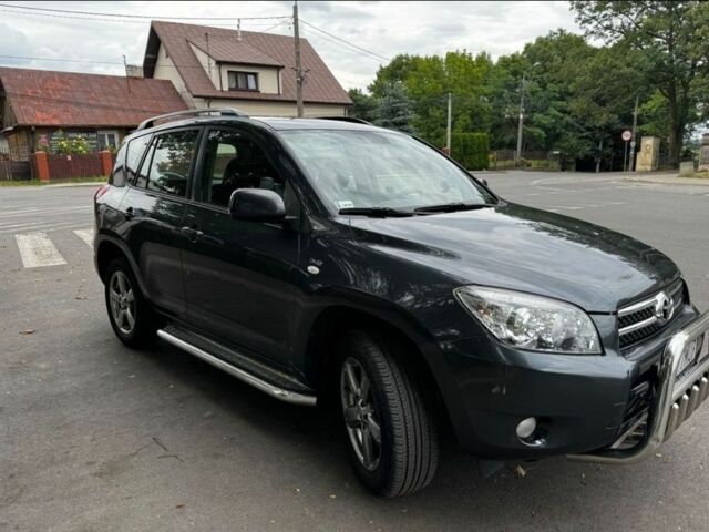 Серый Тойота РАВ 4, объемом двигателя 0 л и пробегом 178 тыс. км за 2700 $, фото 1 на Automoto.ua