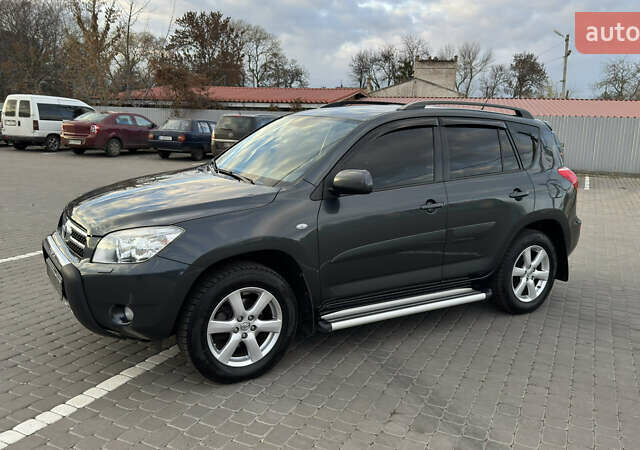 Сірий Тойота РАВ 4, об'ємом двигуна 2 л та пробігом 90 тис. км за 12300 $, фото 2 на Automoto.ua