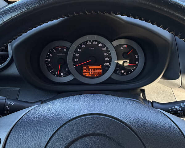 Серый Тойота РАВ 4, объемом двигателя 2.36 л и пробегом 149 тыс. км за 11800 $, фото 12 на Automoto.ua