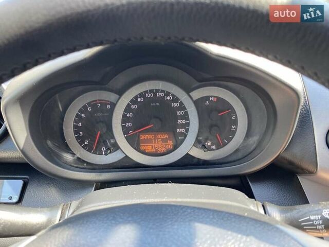 Серый Тойота РАВ 4, объемом двигателя 2 л и пробегом 158 тыс. км за 10800 $, фото 19 на Automoto.ua