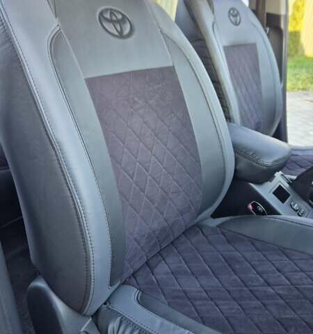 Серый Тойота РАВ 4, объемом двигателя 2.23 л и пробегом 293 тыс. км за 7999 $, фото 76 на Automoto.ua