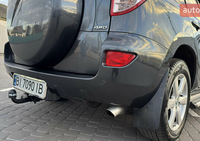 Сірий Тойота РАВ 4, об'ємом двигуна 2 л та пробігом 90 тис. км за 12300 $, фото 61 на Automoto.ua