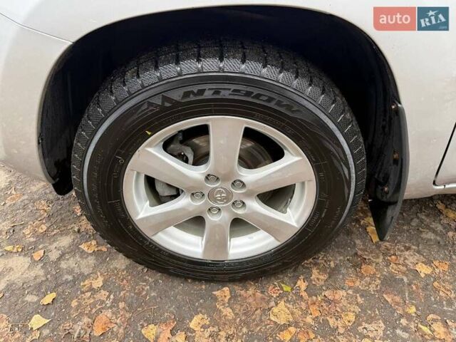 Серый Тойота РАВ 4, объемом двигателя 2 л и пробегом 80 тыс. км за 12600 $, фото 18 на Automoto.ua