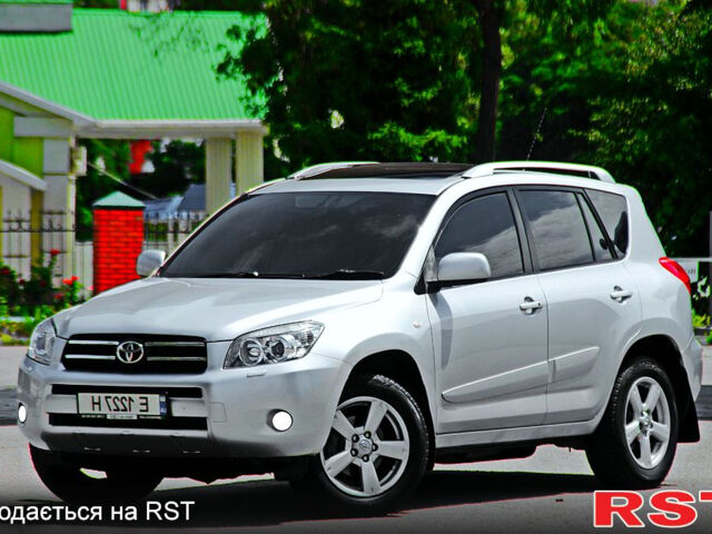 Сірий Тойота РАВ 4, об'ємом двигуна 2 л та пробігом 152 тис. км за 11300 $, фото 4 на Automoto.ua