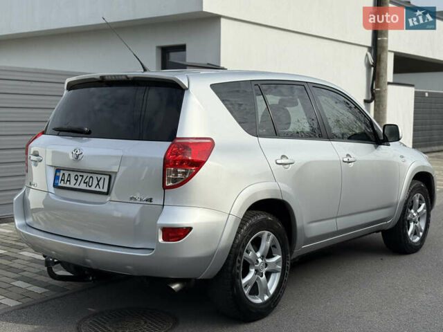 Тойота РАВ 4 2008 в Белой Церкве на Automoto.ua Серый Тойота РАВ 4, объемом двигателя 2.2 л и пробегом 230 тыс. км за 9450 $, фото 10 на Automoto.ua