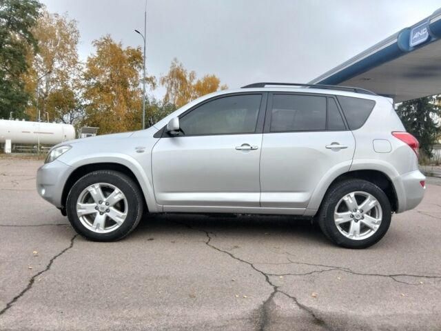 Тойота РАВ 4 2008 в Конотопе на Automoto.ua Серый Тойота РАВ 4, объемом двигателя 2.2 л и пробегом 208 тыс. км за 10490 $, фото 5 на Automoto.ua