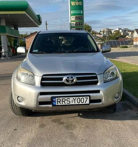 Серый Тойота РАВ 4, объемом двигателя 2.2 л и пробегом 314 тыс. км за 4500 $, фото 9 на Automoto.ua