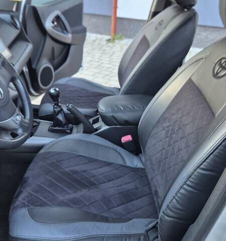 Серый Тойота РАВ 4, объемом двигателя 2.23 л и пробегом 293 тыс. км за 7999 $, фото 36 на Automoto.ua