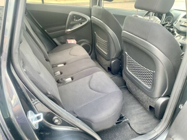 Серый Тойота РАВ 4, объемом двигателя 2 л и пробегом 317 тыс. км за 10777 $, фото 6 на Automoto.ua