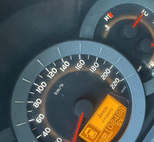 Серый Тойота РАВ 4, объемом двигателя 2 л и пробегом 108 тыс. км за 10999 $, фото 17 на Automoto.ua