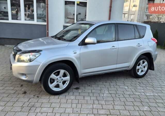 Серый Тойота РАВ 4, объемом двигателя 2.23 л и пробегом 293 тыс. км за 7999 $, фото 89 на Automoto.ua