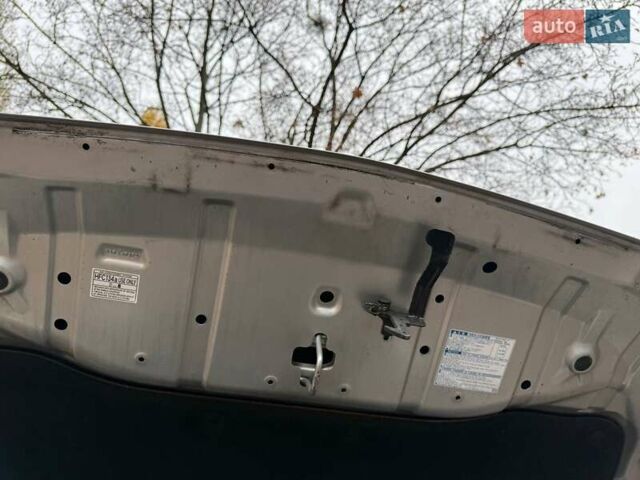 Серый Тойота РАВ 4, объемом двигателя 2 л и пробегом 80 тыс. км за 12600 $, фото 55 на Automoto.ua