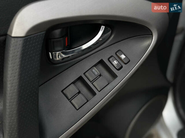 Тойота РАВ 4 2008 в Белой Церкве на Automoto.ua Серый Тойота РАВ 4, объемом двигателя 2.2 л и пробегом 230 тыс. км за 9450 $, фото 18 на Automoto.ua