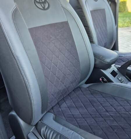 Серый Тойота РАВ 4, объемом двигателя 2.23 л и пробегом 293 тыс. км за 7999 $, фото 77 на Automoto.ua