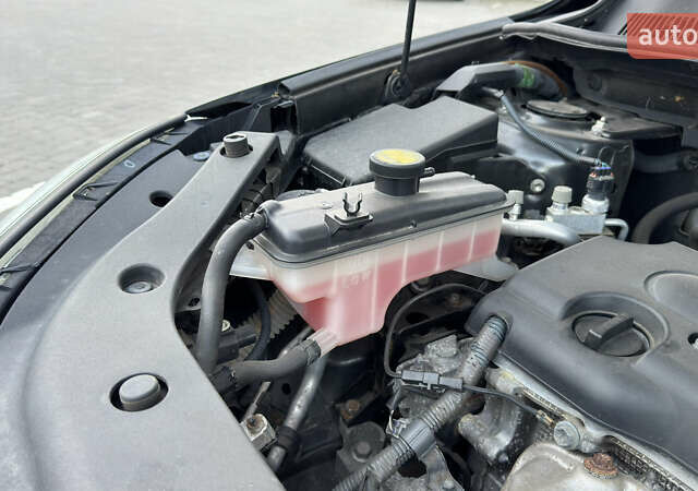 Сірий Тойота РАВ 4, об'ємом двигуна 2 л та пробігом 90 тис. км за 12300 $, фото 158 на Automoto.ua