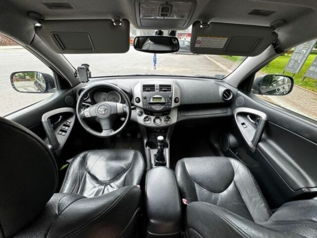 Серый Тойота РАВ 4, объемом двигателя 0 л и пробегом 178 тыс. км за 2700 $, фото 6 на Automoto.ua