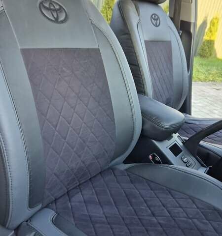 Серый Тойота РАВ 4, объемом двигателя 2.23 л и пробегом 293 тыс. км за 7999 $, фото 71 на Automoto.ua