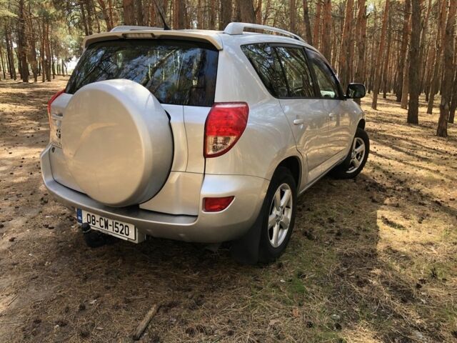 Серый Тойота РАВ 4, объемом двигателя 2 л и пробегом 242 тыс. км за 4500 $, фото 7 на Automoto.ua