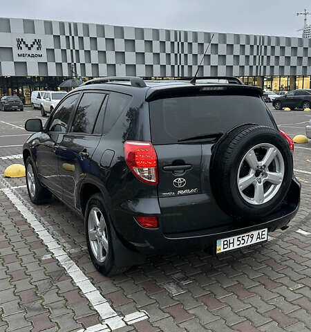 Серый Тойота РАВ 4, объемом двигателя 2 л и пробегом 252 тыс. км за 9700 $, фото 14 на Automoto.ua