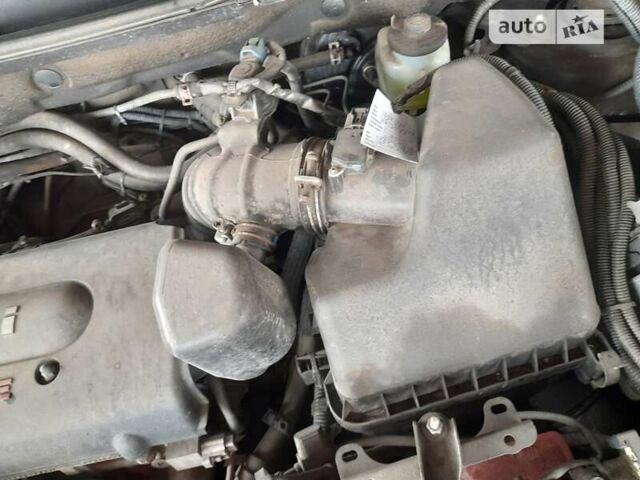 Сірий Тойота РАВ 4, об'ємом двигуна 2 л та пробігом 280 тис. км за 10000 $, фото 6 на Automoto.ua